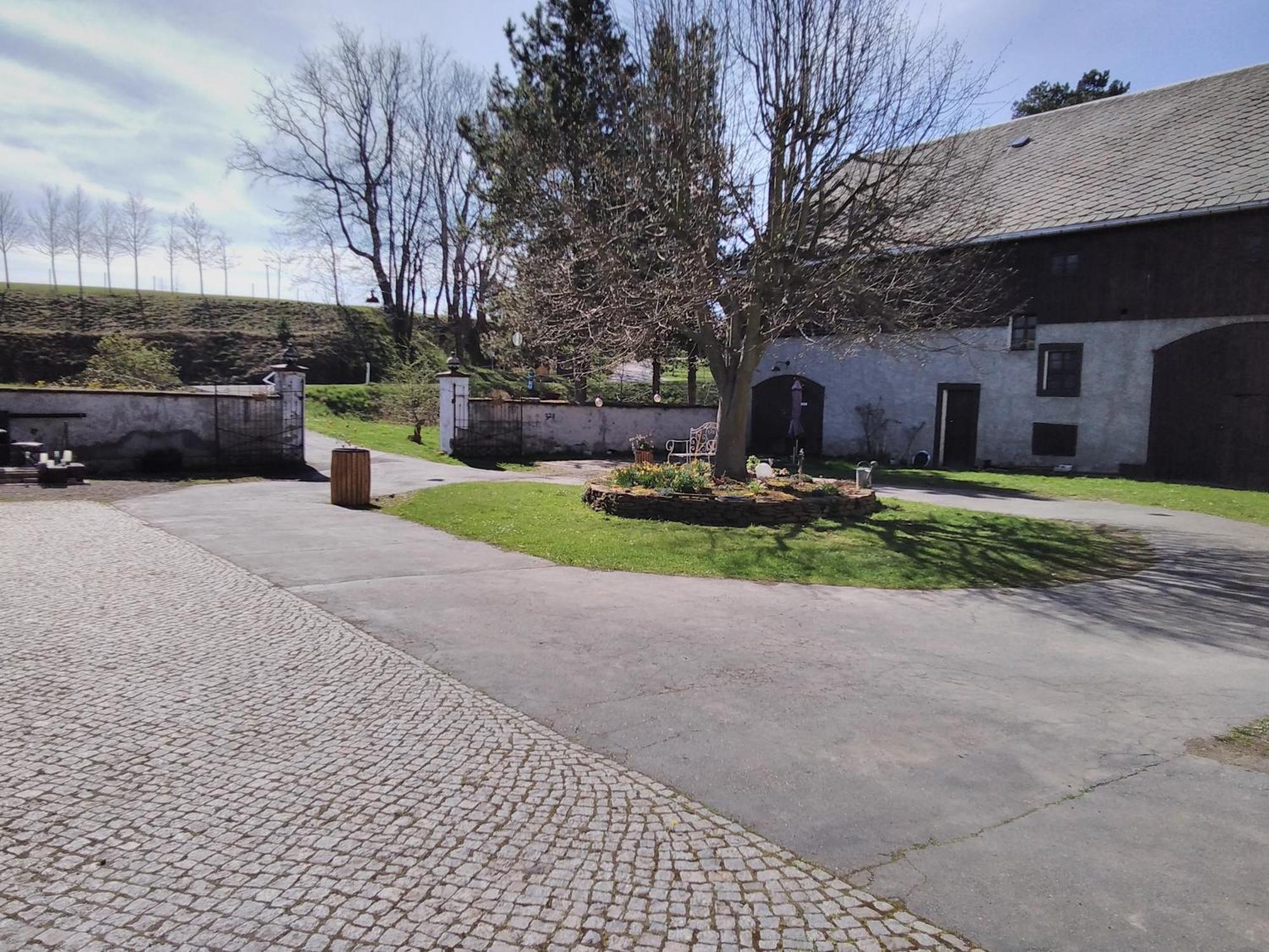 Monteur-Ferienwohnung Ot Naundorf Naundorf  Dış mekan fotoğraf